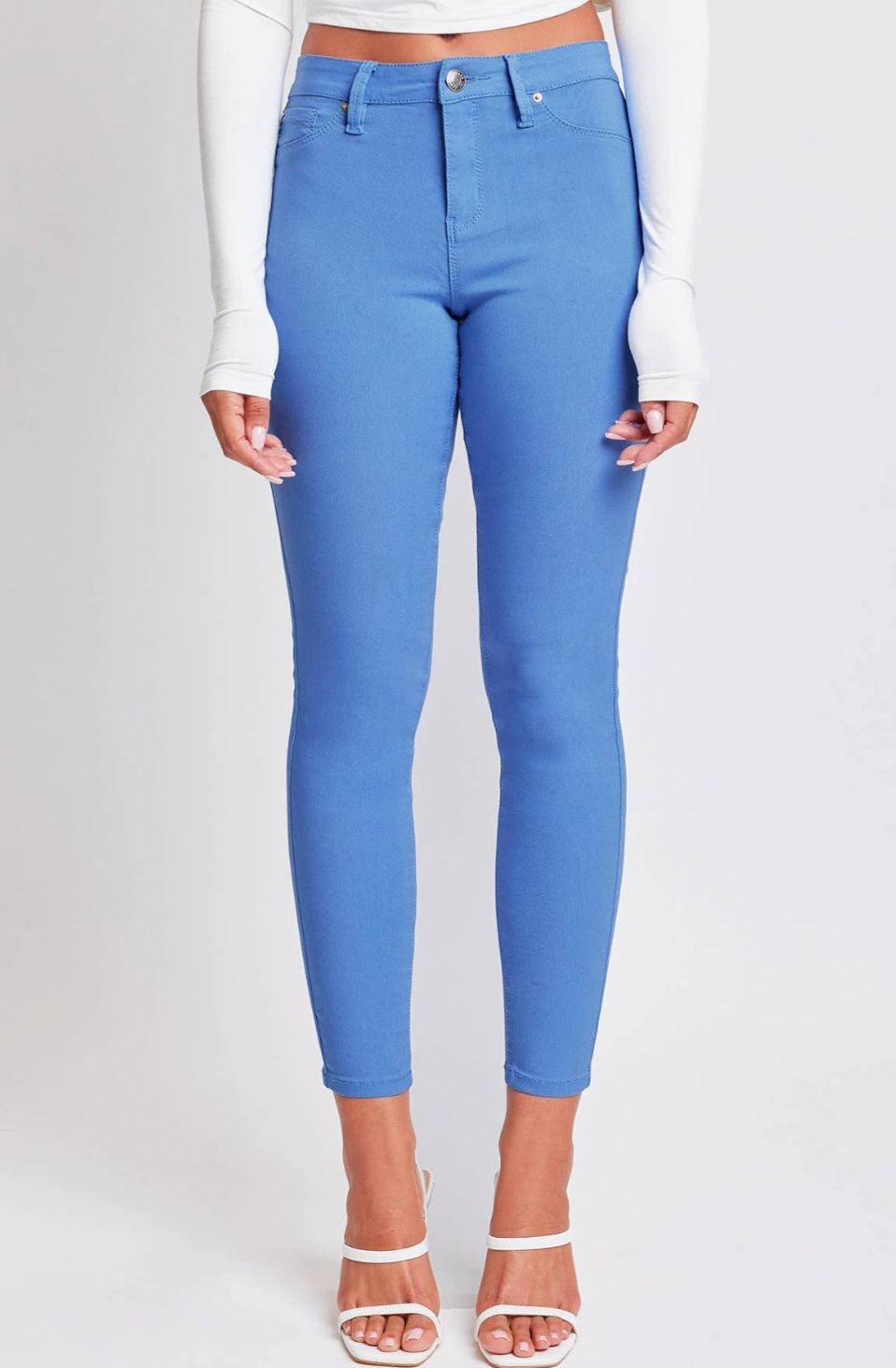 Hyperstretch mid-rise skinny jean