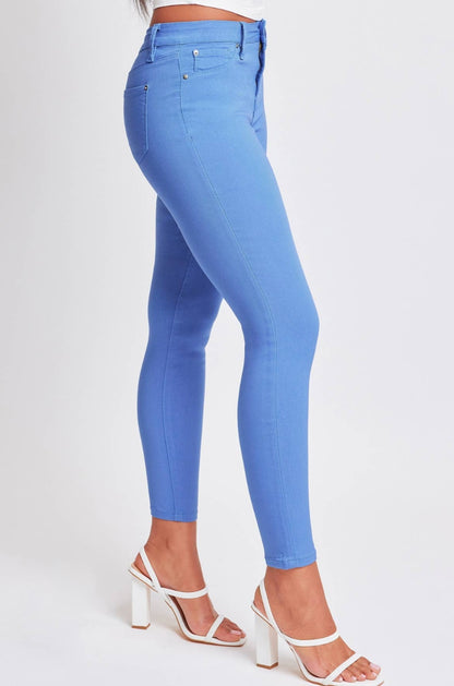 Hyperstretch mid-rise skinny jean